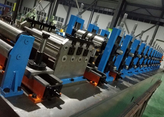자동 스틸 튜브 제조 기계 200KW 롤 폼 튜브 밀